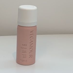 woman's mousse foam VEGAMOUR GRO